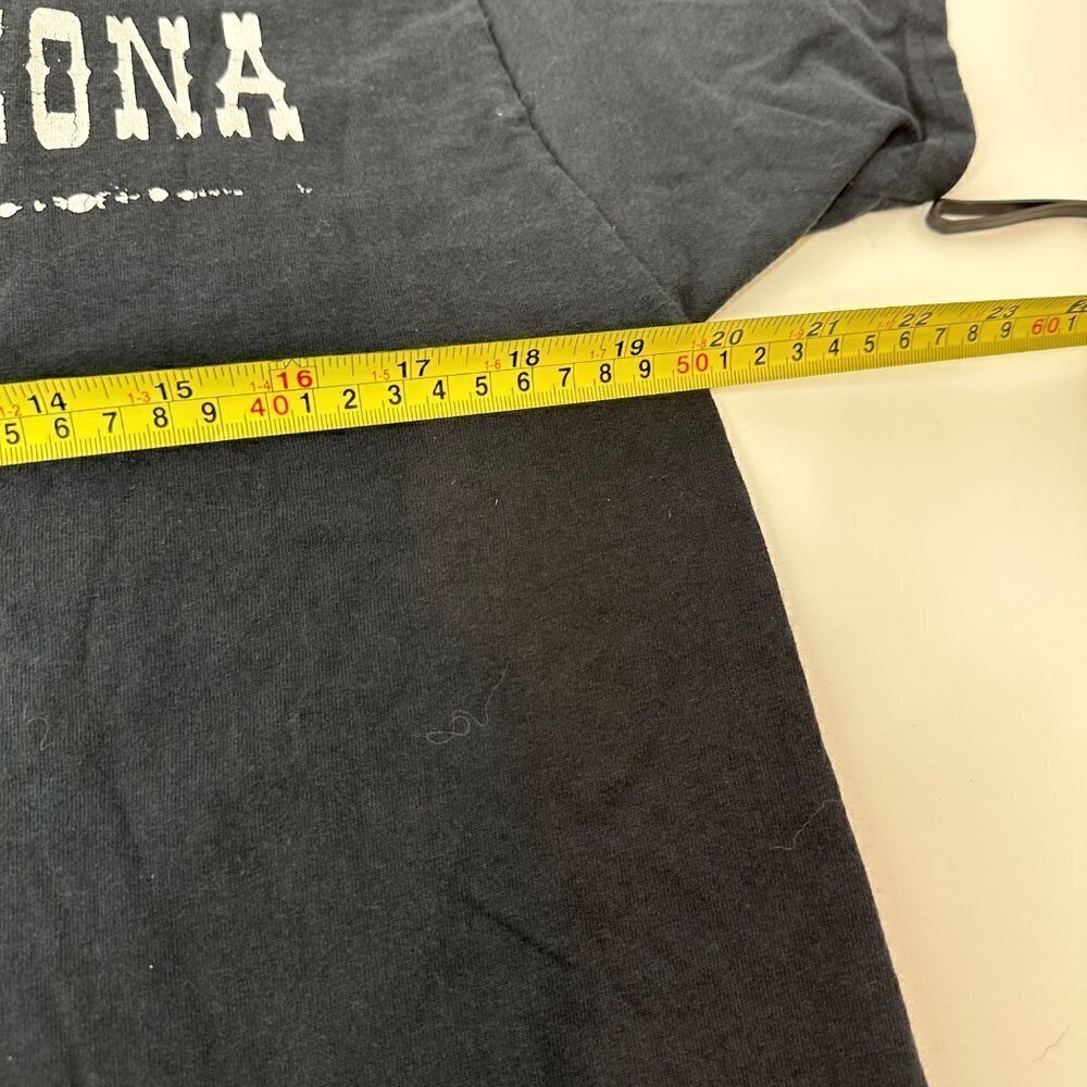 * Tombstone, Arizona Black T-Shirt Size Large - Picture 5 of 6